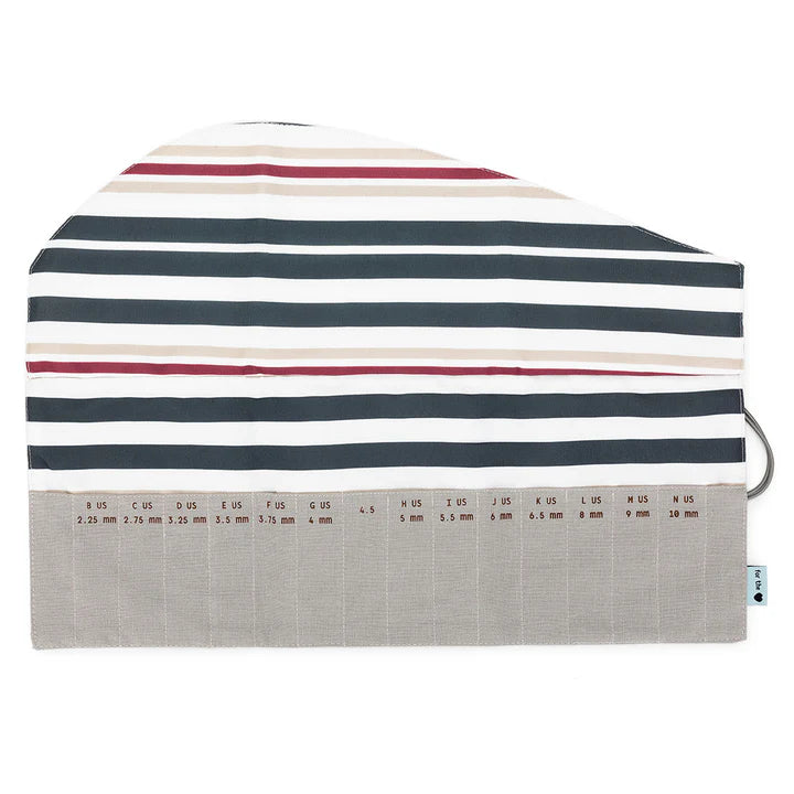 Della Q Linen Collection Crochet Roll Case