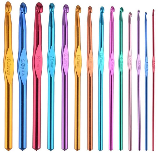 Everyday Aluminium Crochet Hooks - Premier Set of 14 w Case (2.00mm - 10.00mm)